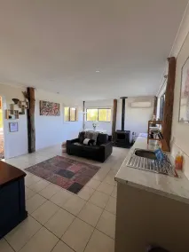 Cottage 1 close to 4 wedding venues and town centre - Image 3