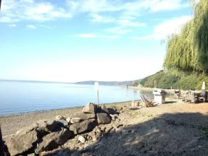 40 Acres Estate, Beach Access, Pet Friendly: Wildwood Studio - Image 3