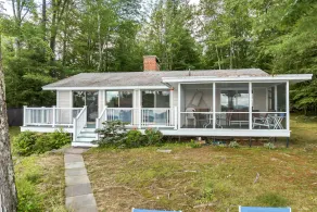Winnipesaukee House and Guest House Sleeping 8 - Image 4