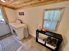 Cozy Cottage - Close to Everything, Nature Lovers Dream! - Image 2