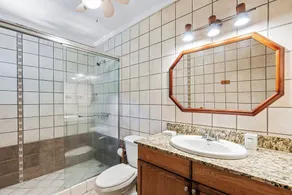 3-BD Beauty with Pool Near Beach - Image 2