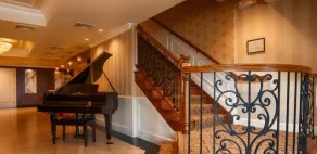 American Hotel - Image 2