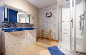 Pet friendly home in Escles with WiFi - Image 4