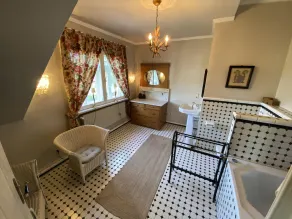 Top country house for family & friends with dreamlike property - Image 3
