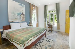 With 2000 sqm tranquility villas and located between the center & Cửa Đại beach - Image 2