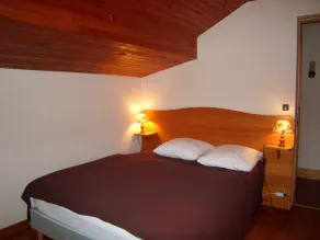 Chalet 8 pers. au pied des pistes avec parking à 50m des remontées mécaniques - Image 2