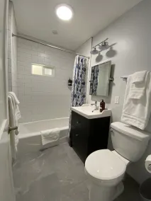 Pet friendly duplex apartment in downtown Santa Ynez! - Image 3
