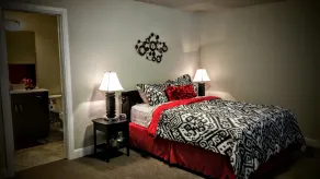 3-Bedroom Townhome - Heated Pool/Jacuzzi - Image 3