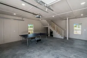 4 BR Farmhouse with Private Lake - Image 4