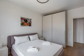 GuestHost - Outbuilding used as an apartment located on the first floor.There are 20 steps to access it.In 60 square meters of space it accommodates 4 people, with a double bedroom and a double sofa bed in the living room.There is an external large balco - Image 5