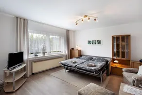 Apartamento 'Ruhrtalblick' com vista para a montanha, terraço privado e acesso Wi-Fi - Image 5