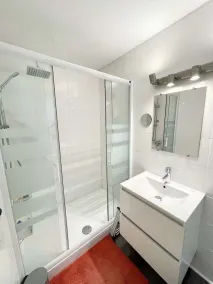 Magnifique T2 archi cosy Vue mer 180 Piscine - Image 4