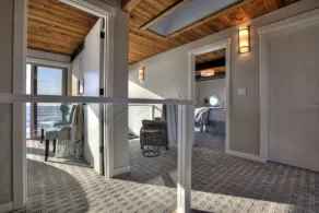 Oceanfront Beach House m / Private Hot Tub på Luna Shores - Image 5