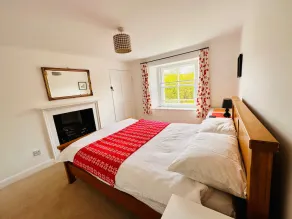 Beautiful stone cottage 5 miles from Richmond and the Yorkshire Dales w/ free Wifi, multi-fuel stove - Image 5