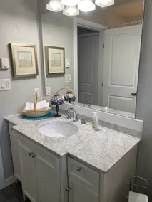 Yellow House Living - 2 bedroom Carriage House - Image 3