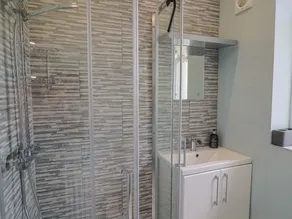 Cedar Drive - Image 3