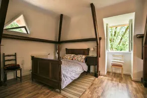 Sur La Colline - Six Bedroom Villa, Sleeps 10 - Image 4