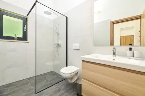 Unique Design Vila Doris - Image 2