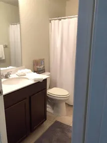 4 Bedrooms/2Bath Extremely clean Home Two Years old - Image 3