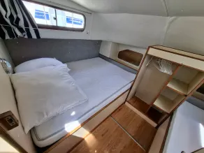 Unique Stay Onboard in Chenillé-Changé - Up to 5 Guests - Image 4