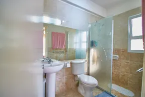 Villa & pool 3 bedrooms 2 minutes from the beach - Image 2