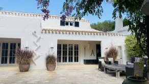 Magnificent country house with private pool, free WiFi - Image 5
