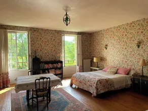 Rummelig fransk villa på en flod, unikt feriehus til familie og venner - Image 2