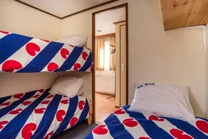 Large corner chalet with air conditioning luxury kitchen and lots of privacy - Image 3
