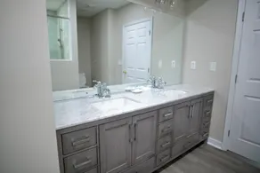 Private Beach & Private Dock! Luxury Beachfront  5 Bedroom, 3.5 Bath home - Image 3