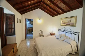 Stone house in Villa de Garafía with panoramic views - Image 4