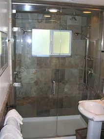 Luxury Log Cabin avec la Nouvelle-bain à remous et très bien situé! - Image 4