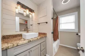 Pet-Friendly Island Loft near Beach & Nightlife - Image 4