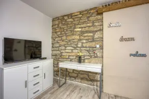 Apartment Alice close to Pula centre - Image 3