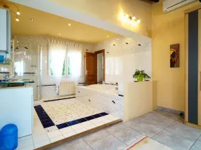 Alleinstehendes Ferienhaus mit Klimaanlage, Whirlpool, privatem Pool,  W-LAN, TV, Terrasse - Image 5