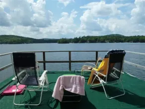 Waterfront home sleeping 10 located on Cummings Cove on Lake Winnipesaukee - Image 4