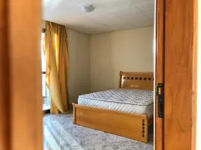 Luxury apartment in front of Praia do Morro with 5 suites and 4 parking spaces - Image 5