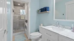 Newly remodeled home-Stay close to beach w/easy access to Newport - Image 3