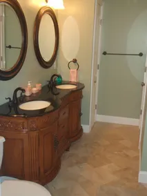 Magnifique maison au bord de la rivière, complètement privée.  * RÉSERVEZ 7 NUITS OBTENEZ 10% DE RÉDUCTION!* - Image 4