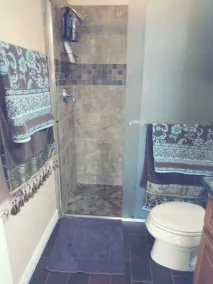1 Bed/1 Bath Upscale Casita, Sleeps 2/4, Garage, Pool, BBQ, EV charger, more... - Image 5