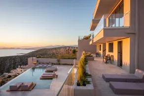Deluxe Suites by Saronida Hills - Image 5