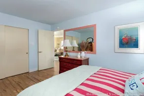 8th Avenue Beach Cottage - Image 3