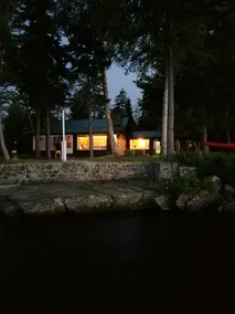 Privat hytte på Mooshead Lake.  Spektakulære udsigt!  m / valgfri pensionat. - Image 5