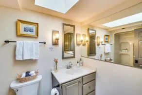 Aldie Home w/ Private Pool: Near Wineries! - Image 3