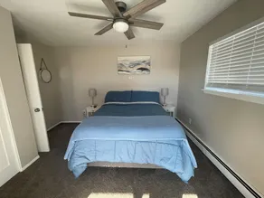 Adorable 2 Bedroom Vacation Rental Located on Canal - Image 5