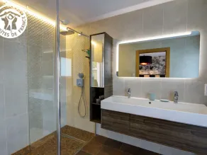 Charming Cottage for 6, Private Garden & Pond - Image 2