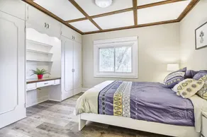 5 Bedroom Vacation Cottage - King City - Image 2