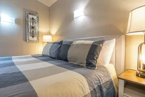 * Neu * Downtown Ely Studio * Parkplatz, WiFi, König - Image 4