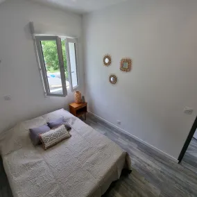 Escape and comfort 8-bed house with swimming pool - Image 4