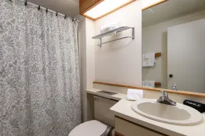 Glades 13 2 Bedroom Condo - Image 3