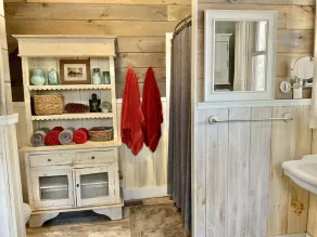 Buffalo River Farmhouse - KUN 2 MILES TIL BUFFALO NATIONAL RIVER !! - Image 4